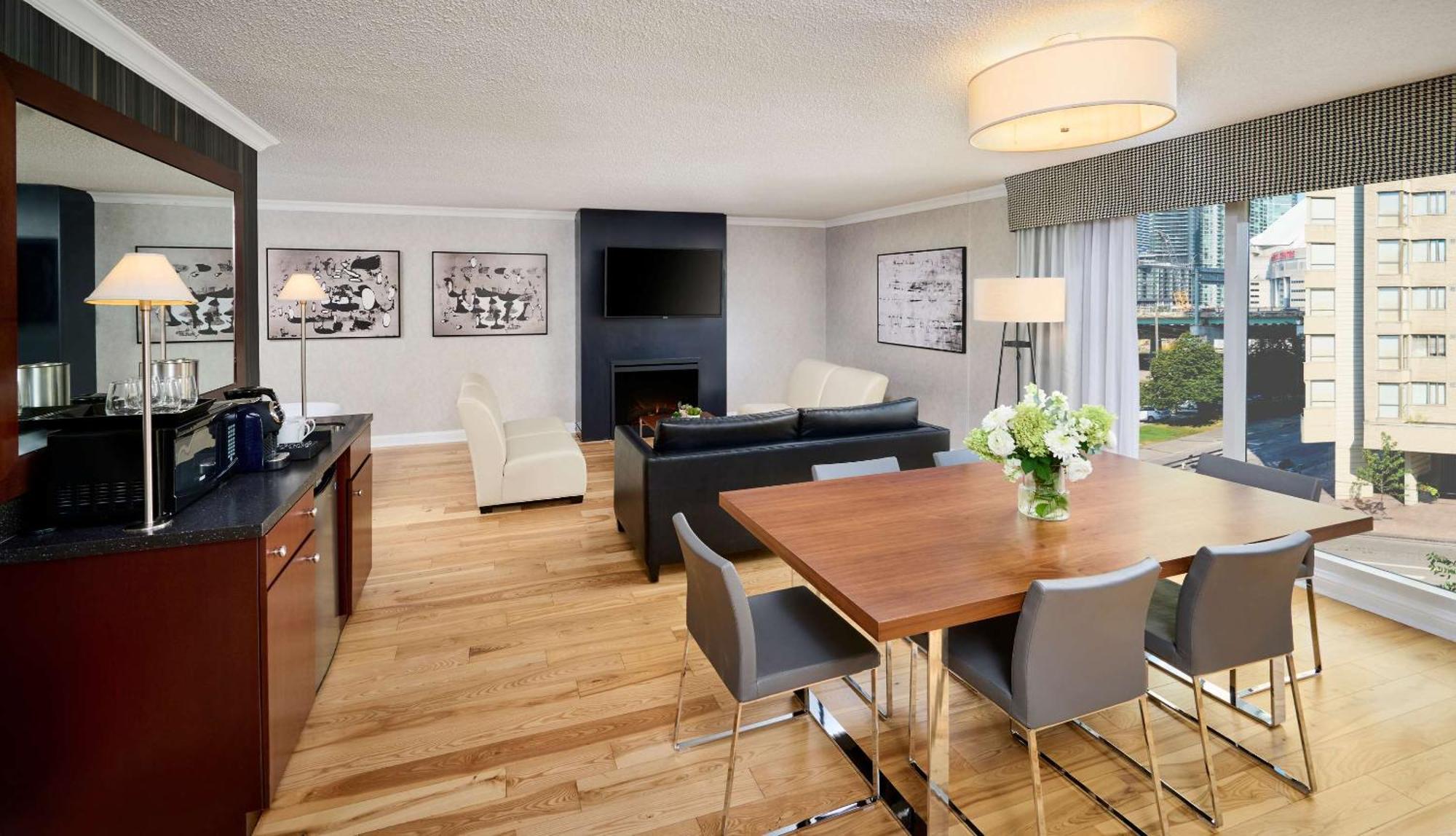 Radisson Blu Toronto Downtown Ξενοδοχείο Εξωτερικό φωτογραφία